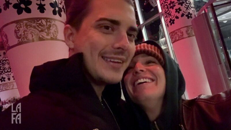 Tim und Julia wollen auf den letzten Drücker noch schön Essen gehen. Ob das klappt? – Bild: RTLZWEI