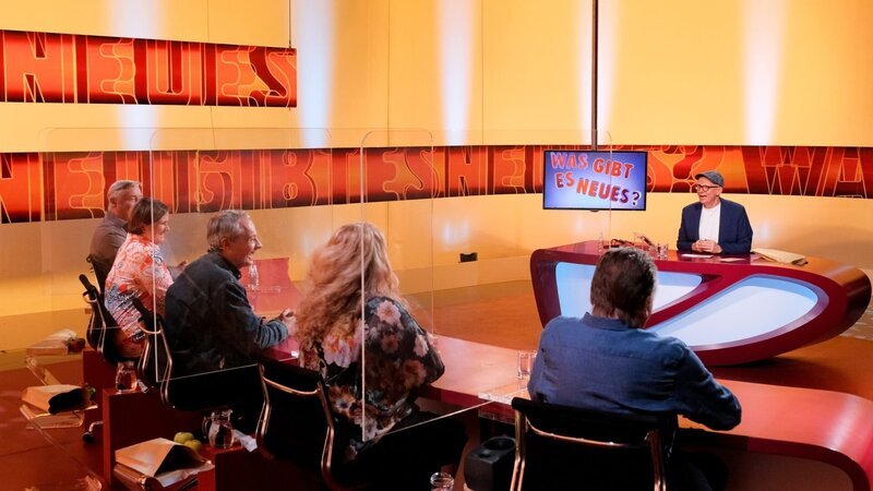 Lukas Resetarits, Ulrike Beimpold, Thomas Maurer, Magda Leeb, Andreas Vitasek, Oliver Baier. – Bild: ORF/​Günther Pichlkostner