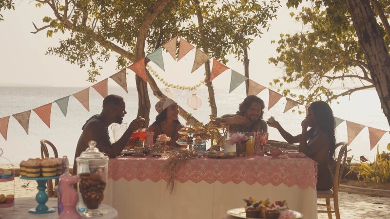 Romeo (l.), Dominik (2.v.l.), Rico Hammett (2.v.r.) – Bild: Paramount