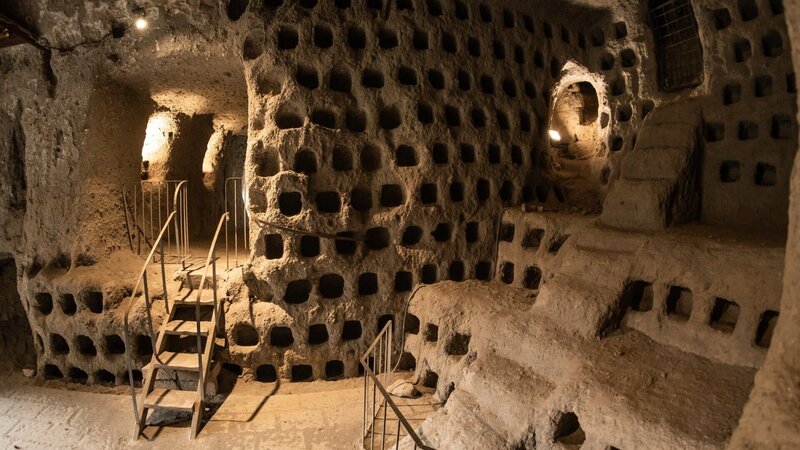 Unter Orvieto verbirgt sich eine geschichtsträchtige Unterwelt. – Bild: ZDF und Phoenix Television