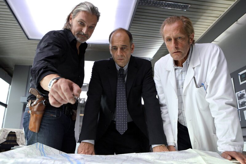 (v.li.): Stefan Jürgens (Carl Ribarski), Paul Matic (Dr. Seiler), Helmut Bohatsch (Franz Wohlfahrt). – Bild: ORF