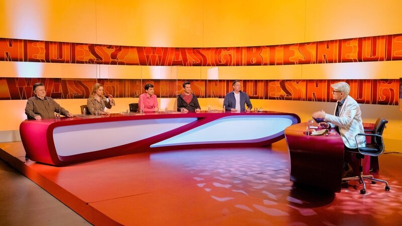 Lukas Resetarits, Katharina Straßer, Clemens Maria Schreiner, Omar Sarsam, Viktor Gernot, Oliver Baier. – Bild: ORF/​Günther Pichlkostner