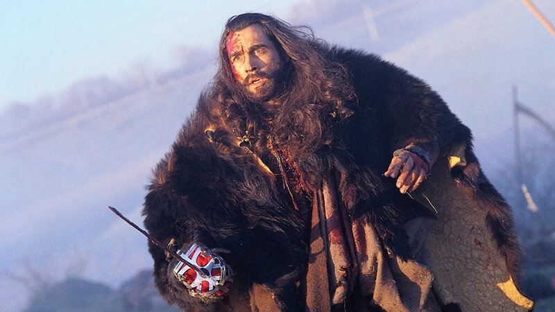 Zusammen mit Duncan MacLeod (Adrian Paul) stellt sich Connor seinem alten Feind. Da auch Duncans frühere Ehefrau Kate auf der Liste der Feinde steht, ist Eile geboten. Die Spiele beginnen, die ersten Köpfe rollen … – Bild: Constantin Film, Tele München Fernseh GmbH Zusammen mit Duncan MacLeod (Adrian Paul) stellt sich Connor seinem alten Feind. Da auch Duncans frühere Ehefrau Kate auf der Liste der Feinde steht, ist Eile geboten. Die Spiele beginnen, die ersten Köpfe rollen … – Bild: Constantin Film, Tele München Fernseh GmbH