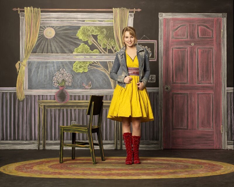 GOOD LUCK CHARLIE – Bridgit Mendler stars as Teddy Duncan on Disney Channel’s „Good Luck Charlie.“ – Bild: Disney Channel