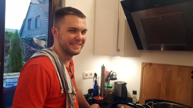 Gastgeber Timo – Bild: MG RTL D /​ ITV Studios