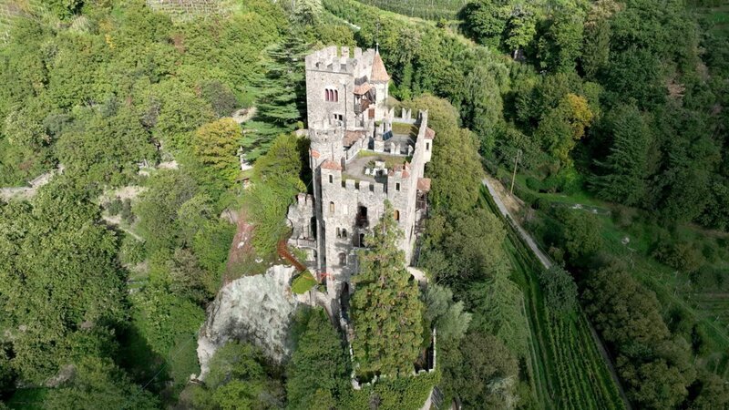 Brunnenburg. – Bild: ORF/​Ranfilm