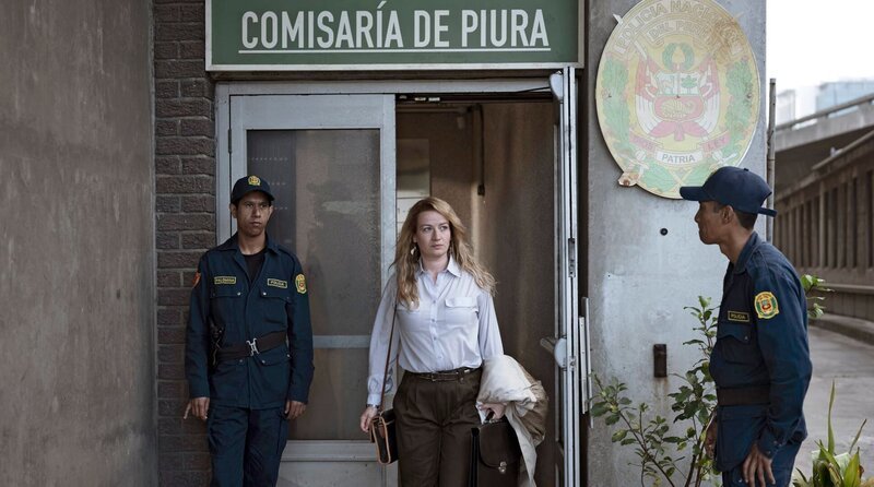 Endlich: Kommissarin Rita Berg (Nina Gummich) ermittelt in Peru. – Bild: ARD Degeto Film/​BR/​Westside Filmproduktion GmbH/​Joe Alblas