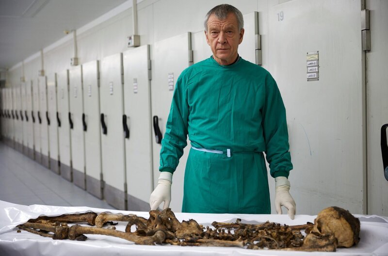Der Hamburger Rechtsmediziner Professor Dr. Klaus Püschel war in der Prüfung der Zulassung zur Wiederaufnahme als Gutachter in dem Fall Genditzki tätig. – Bild: SWR