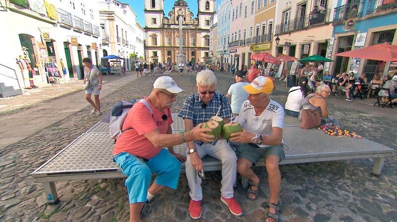 Max Thomalla, Alfred Schultz und Gerhard Galombeck in Salvador de Bahia. – Bild: SWR/​Fandango