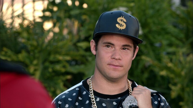 Adam DeMamp (Adam Devine) – Bild: ViacomCBS