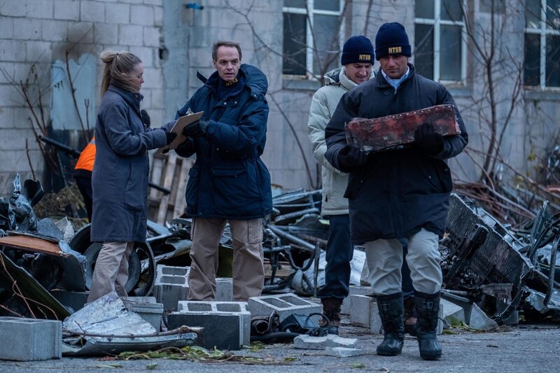 Flight 6291 crash investigators – Bild: PLURIMEDIA (Cineflix /​ Darren Goldstein)