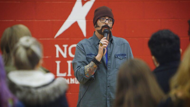 Jackson Galaxy. – Bild: Warner Bros. Discovery