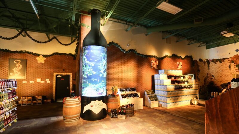 Der fertige Weinflaschentank. – Bild: Animal Planet /​ Discovery Communications