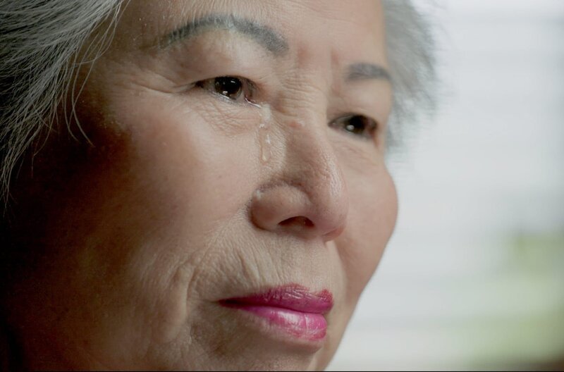 Le Ly Hayslip ist eine vietnamesisch-amerikanische Schriftstellerin und Philanthropin. – Bild: LOOKSfilm/​Filippo Genovese