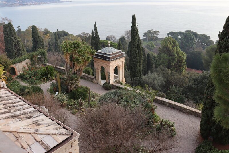 Mythos Ligurien – Ein britisches Märchen Der Botanische Garten Hanbury, Italien SRF/Millstreamfilms/Autentic – Bild: SRF/Millstreamfilms/Autentic Mythos Ligurien – Ein britisches Märchen Der Botanische Garten Hanbury, Italien SRF/Millstreamfilms/Autentic – Bild: SRF/Millstreamfilms/Autentic