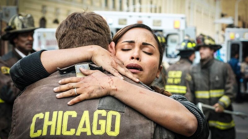 Matthew Casey (Jesse Spencer), Gabriela Dawson (Monica Raymund) – Bild: TVNOW /​ NBC Universal