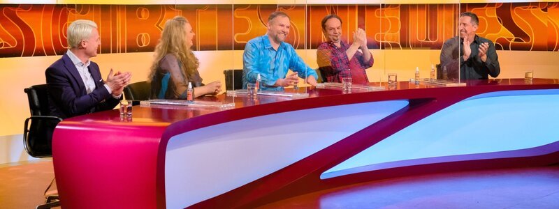 Guido Cantz, Ulrike Beimpold, Thomas Stipsits, Leo Lukas, Viktor Gernot. – Bild: ORF/​Günther Pichlkostner