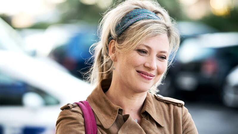 Candice Renoir (Cécile Bois) – Bild: AXN White