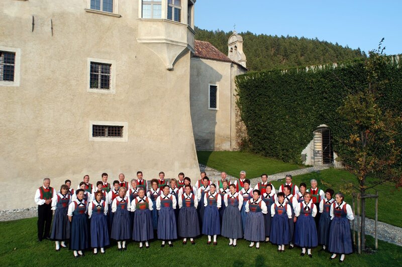 Vinschger Chor. – Bild: ORF/​Wolfram Kainz