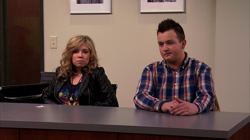 L-R: Sam Puckett (Jennette McCurdy), Gibby (Noah Munck) – Bild: ViacomCBS