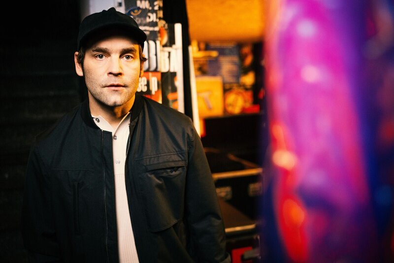 Singer-Songwriter Bosse – Bild: RTL /​ Boris Breuer /​ Die Bosse-Story