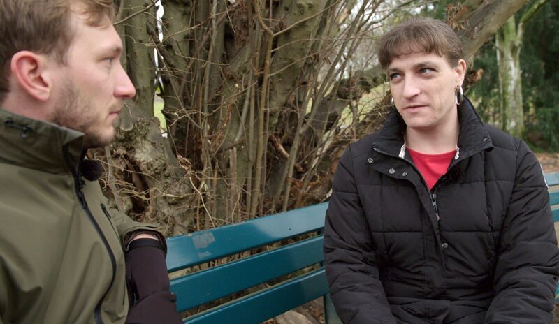 Katharina Reichert erhält Morddrohungen: Sie setzt sich im Internet für Transsexuelle ein. – Bild: Radio Bremen
