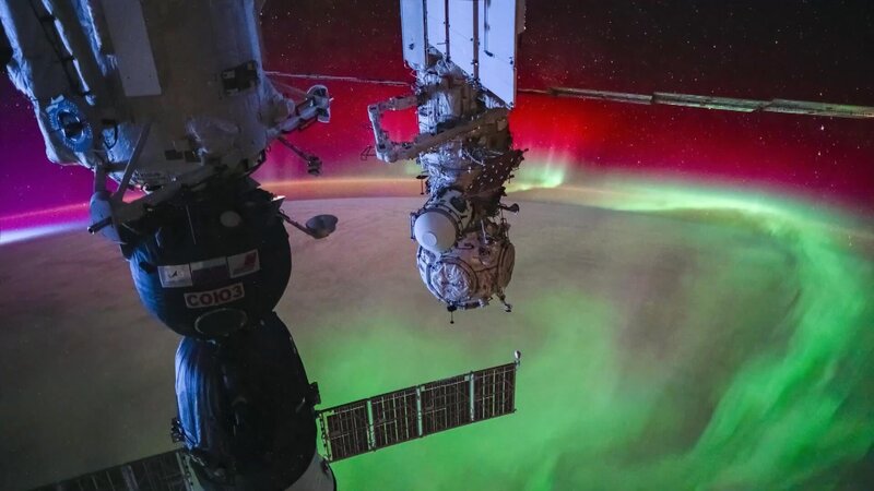 Forscher suchen in Gashüllen, ähnlich der Erdatmosphäre, nach Spuren außerirdischen Lebens. – Bild: WeltN24 GmbH