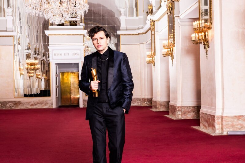 Christian Friedel – Bild: ZDF und Clemens Porikys Christian Friedel – Bild: ZDF und Clemens Porikys