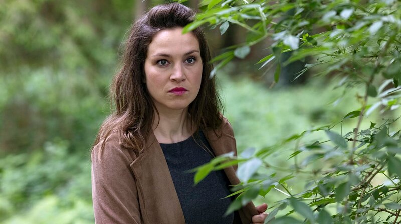 Was hat Nina (Franziska Hartmann) vor? – Bild: NDR/​Sandra Hoever