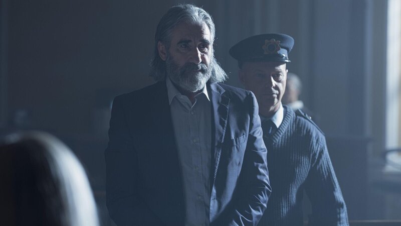 Dr. Arthur Wilde (John Lynch, l.) – Bild: MEDIAPRO CANARIAS, S.L.U.