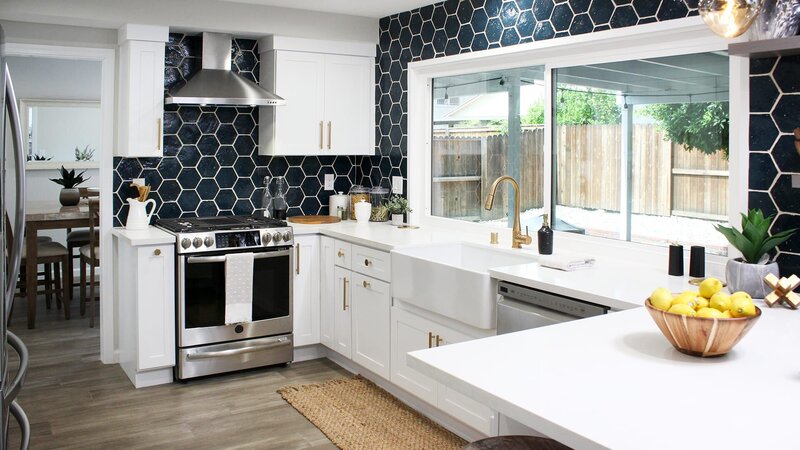 Küche muss wie neu renoviert werden – Bild: HGTV