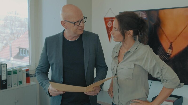 Michael Naseband (l.); Daniela Stamm (r.) – Bild: SAT.1