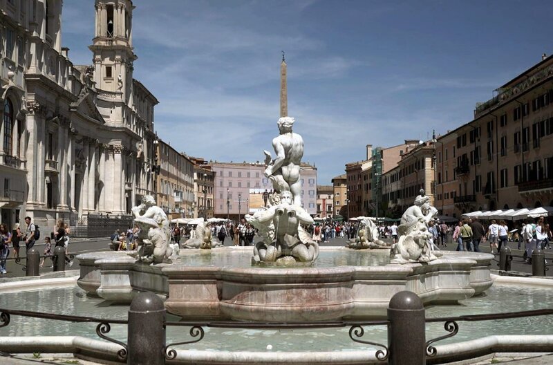 Berühmte Brunnen wie die Fontana del Moro in Rom. – Bild: Elephant Doc
