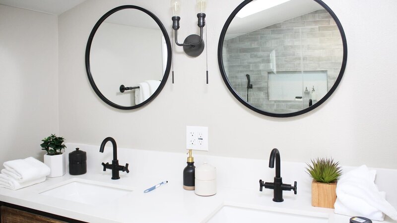 ein schöner Waschraum – Bild: HGTV