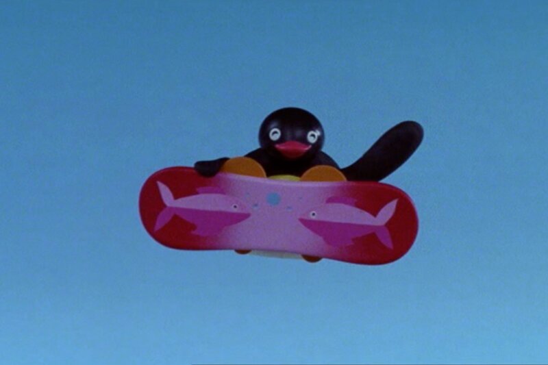 Guetnachtgschichtli. Pingu. Staffel 5. Folge 9. Pingu - Snowboard fahren. Pingu beim Snowboardfahren. – Bild: SRF/Joker Inc., d.b.a., The Pygos Group Guetnachtgschichtli. Pingu. Staffel 5. Folge 9. Pingu - Snowboard fahren. Pingu beim Snowboardfahren. – Bild: SRF/Joker Inc., d.b.a., The Pygos Group