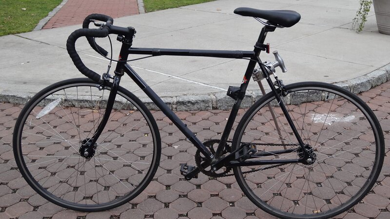 Brooklyn, NY – We set up an experiment where we ask people to draw bicycles- however, most drawings are riddled with common mistakes that would make the bicycles un-functional. – Bild: The National Geographic Channel