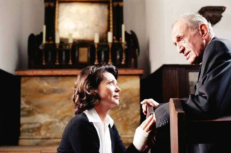 Frau: Nina Vandenberg. – Bild: Constantin Film