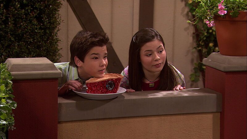 Freddie Benson (Nathan Kress), Carly Shay (Miranda Cosgrove) – Bild: ViacomCBS