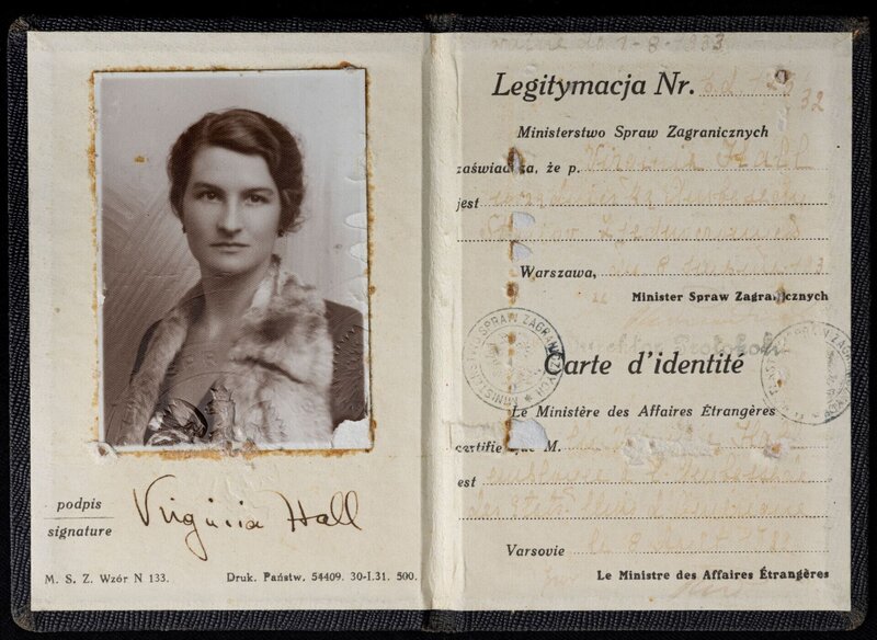 Eine Ausweiskarte von 1932 für Virginia Hall. – Bild: Perpetual Entertainment /​ THE HISTORY CHANNEL