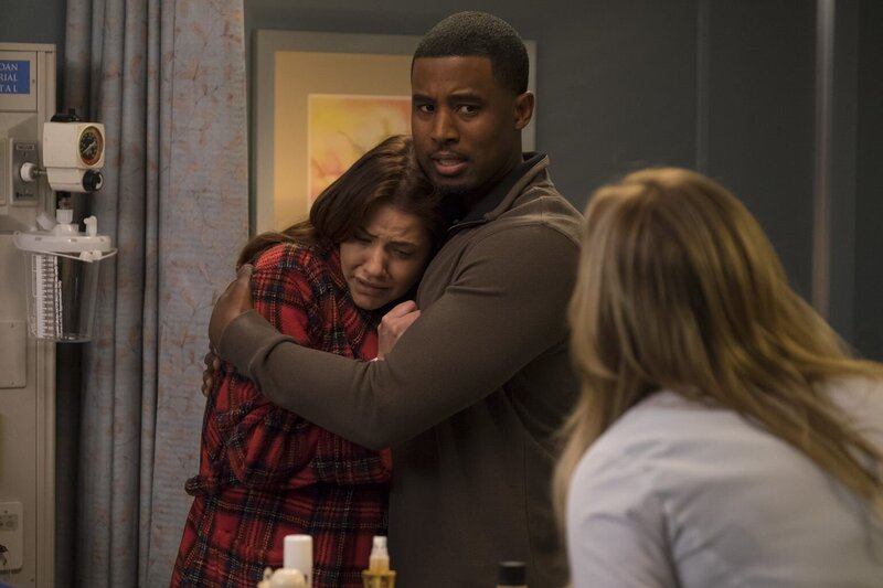 GREY’S ANATOMY – „Fight For Your Mind“ – Alex and Jo go on a road trip to Iowa to find Alex’s mom, whom he hasn’t heard from in a very long time. Meanwhile, Meredith gives a presentation on her mini-livers project, which attracts a ton of attention; and Jackson works to rebuild the foundation after its reputation is threatened, on „Grey’s Anatomy, „ THURSDAY, MAY 3 (8:00⁠–⁠9:00 p.m. EDT), on The ABC Television Network. (ABC/​John Fleenor) JULIE GONZALO, GAVIN HOUSTON – Bild: American Broadcasting Companies, Inc.