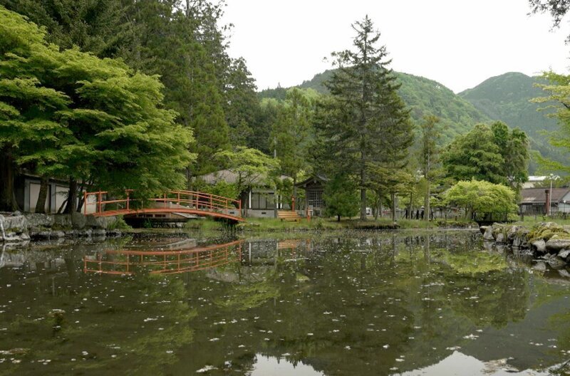 Ab dem 7. Jahrhundert suchten die Yamabushi-Mönche in den japanischen Bergen nach Erleuchtung. Heute sind die Berge für die meisten Japaner ein Ort der sportlichen Selbstübertreffung. – Bild: ARTE F /​ Elephant Doc