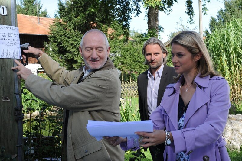(v.l.n.r.) Alfons (Sepp Schauer); Michael (Erich Altenkopf); Marlene (Lucy Scherer). – Bild: ARD /​ Ann Paur