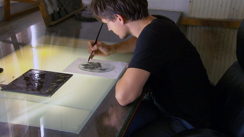 Glasmaler. – Bild: ORF/Landesstudio Tirol Glasmaler. – Bild: ORF/Landesstudio Tirol