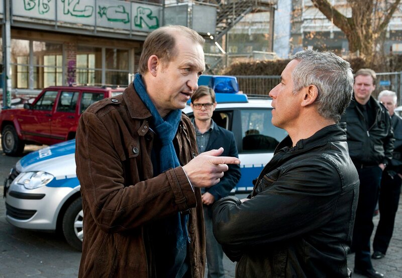 Der Mann, der alles kann – Bild: ARD Degeto/​Carsten Schick