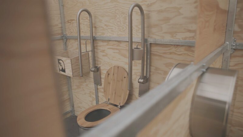 Ein stilles Örtchen mit einem wertvollen Schatz: In Eberswalde wird gepinkelt für die Forschung. – Bild: ZDF