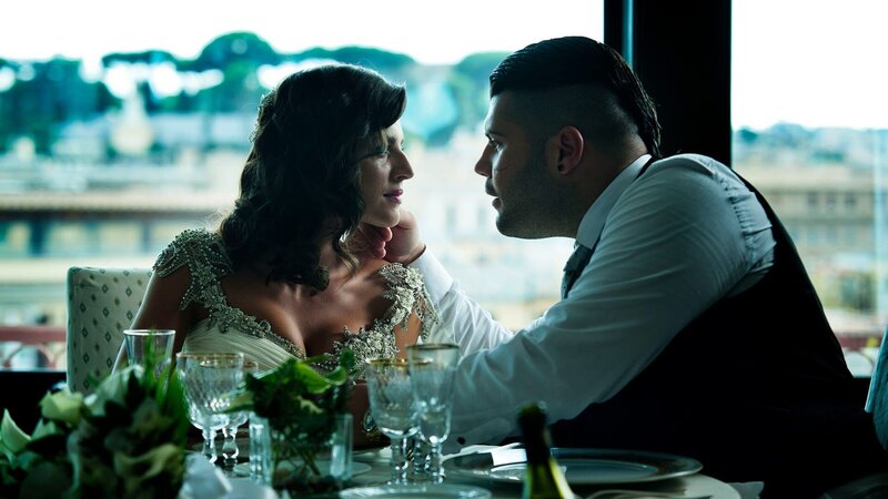 Azzurra Avitabile (Ivana Lotito), Genny Savastano (Salvatore Esposito). – Bild: AXN Black