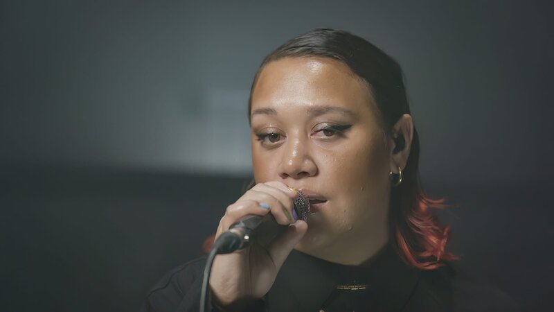 Die Berufsmusikerin und Soul-Sängerin Rachel Scharnberg. – Bild: Februar Film GmbH /​ ZDF