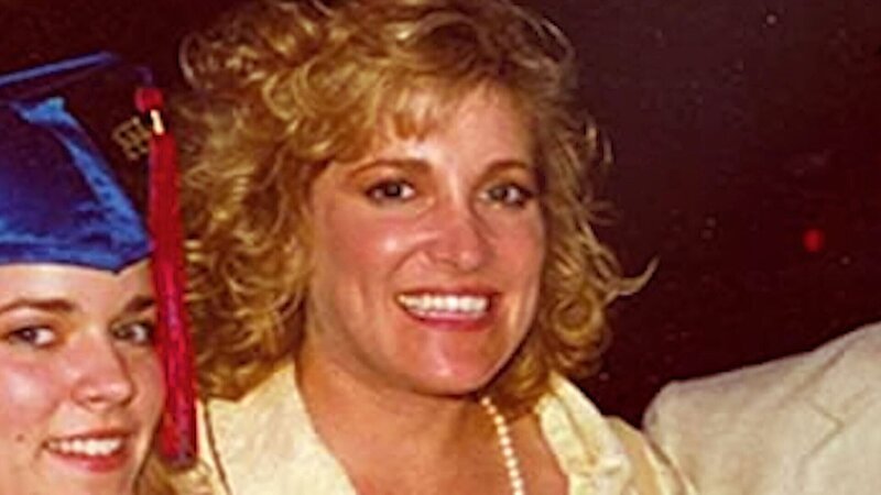 Celeste Beard (r.) – Bild: Crime + Investigation
