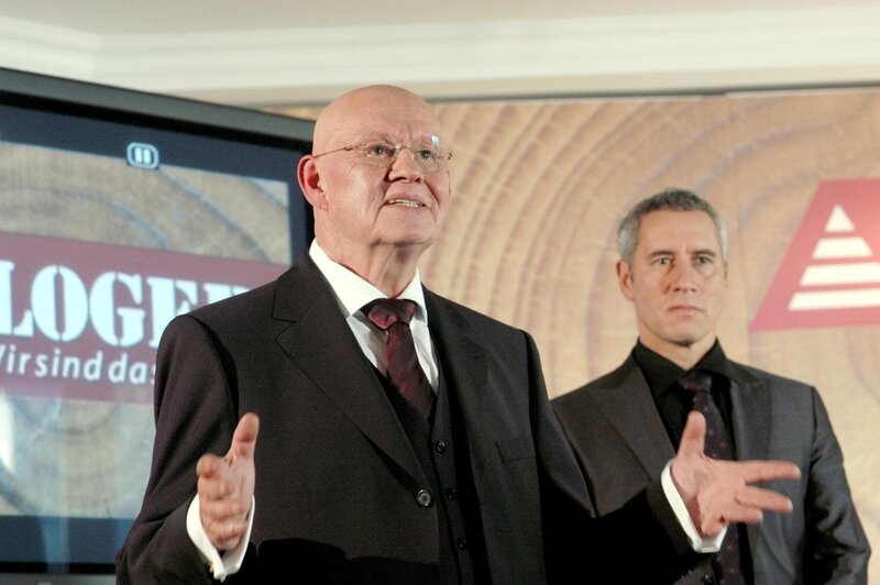 (v.li.): Ignaz Kirchner (Karl Gloger), Ralph Herforth (Peter Hebenstreit). – Bild: ORF (FS1/​FS2) /​ ORF1