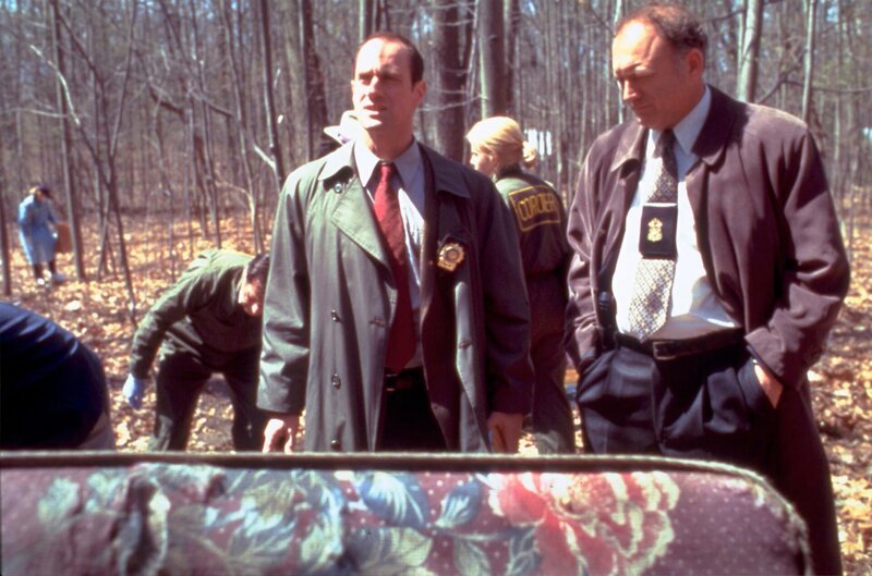 Stabler (Christopher Meloni, l.) und Agent Rod Franklin (John Doman) – Bild: 2001 Universal Network Television (C)13TH STREET Photocredit Mandatory, Editorial Use Only, NO archive, NO Resale